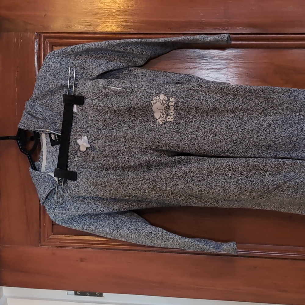 Roots Gray Joggers with Elastic Cuffs and Relaxed Fit